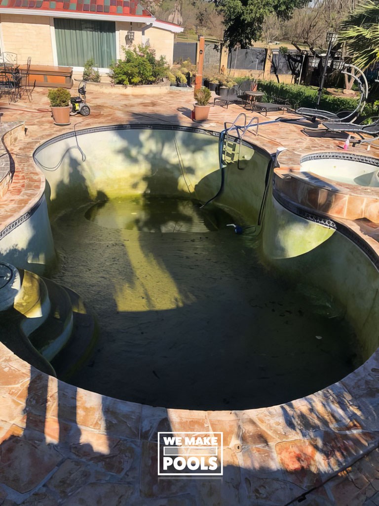 Pool Cleaning Service San Antonio Before Photo